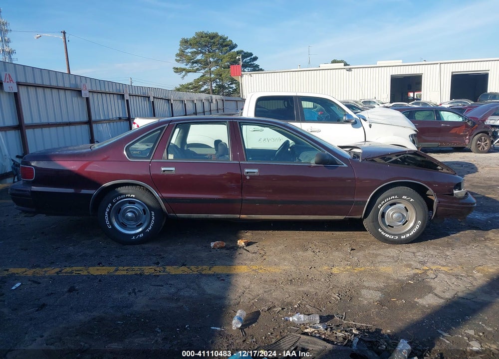 1996 CHEVROLET CAPRICE CLASSIC VIN: 1G1BL52WXTR105913