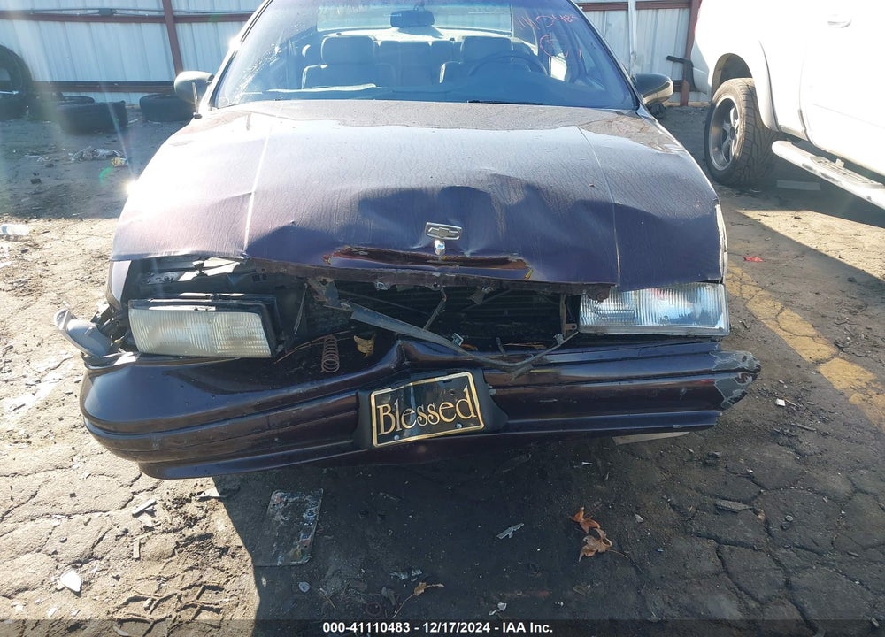 1996 CHEVROLET CAPRICE CLASSIC VIN: 1G1BL52WXTR105913