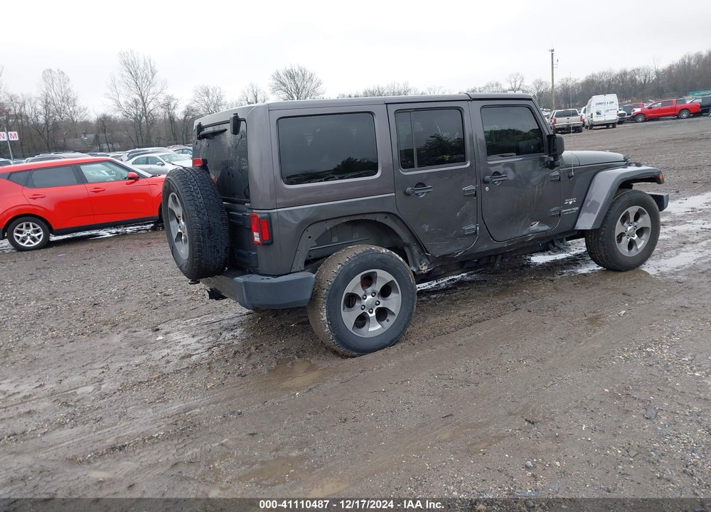 2018 JEEP WRANGLER JK UNLIMITED SAHARA 4X4 VIN: 1C4BJWEG5JL833534