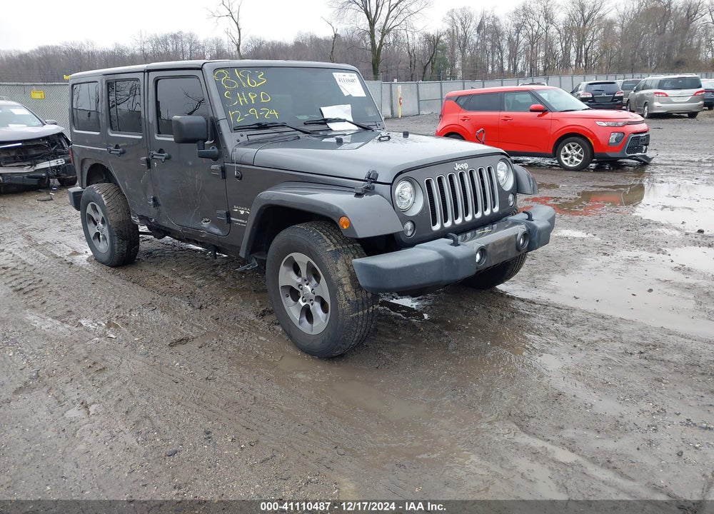2018 JEEP WRANGLER JK UNLIMITED SAHARA 4X4 VIN: 1C4BJWEG5JL833534