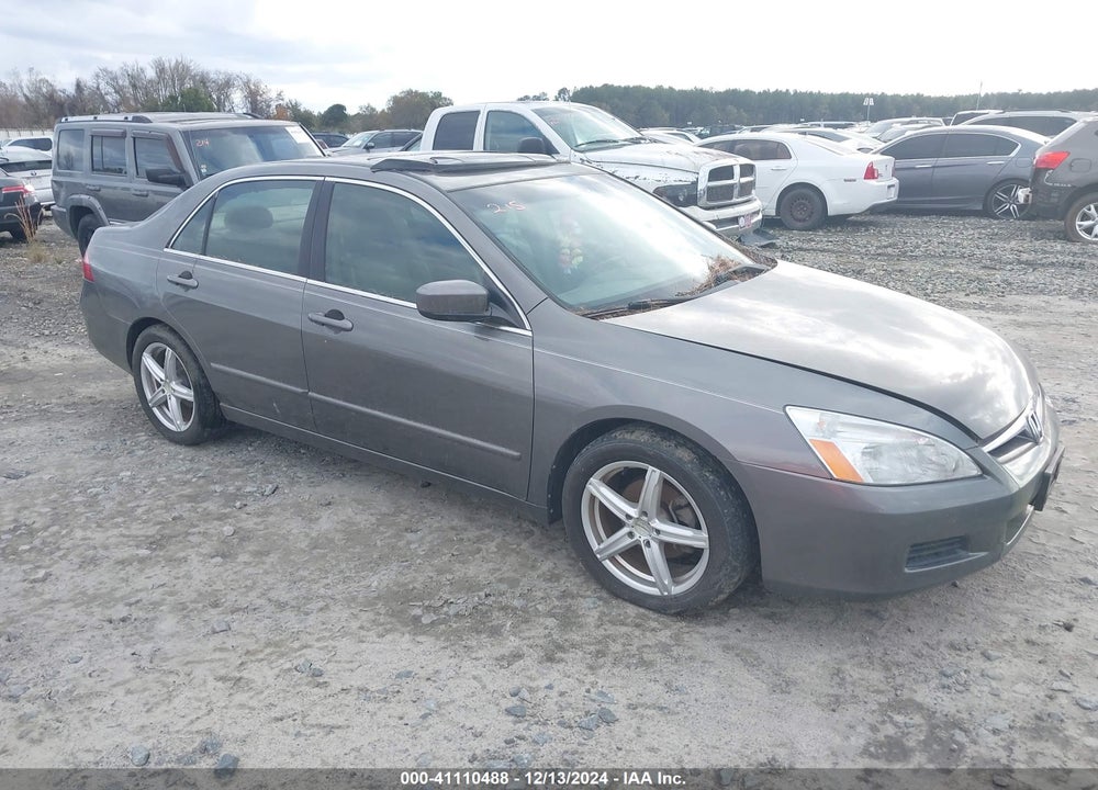 2007 HONDA ACCORD 3.0 EX VIN: 1HGCM66577A055588