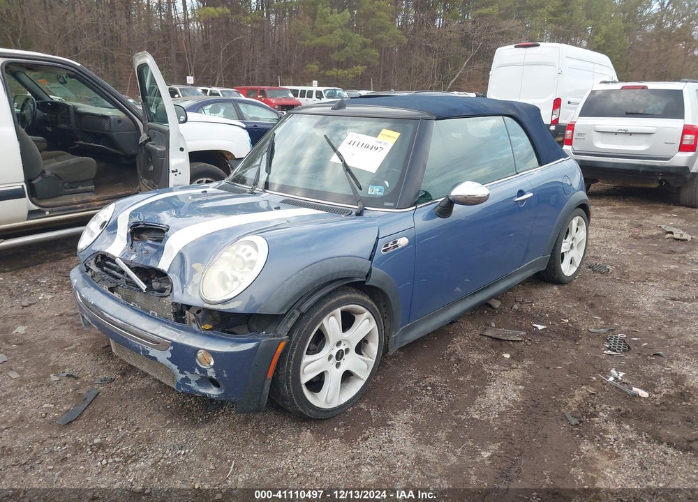 2007 MINI COOPER S VIN: WMWRH33567TL94585