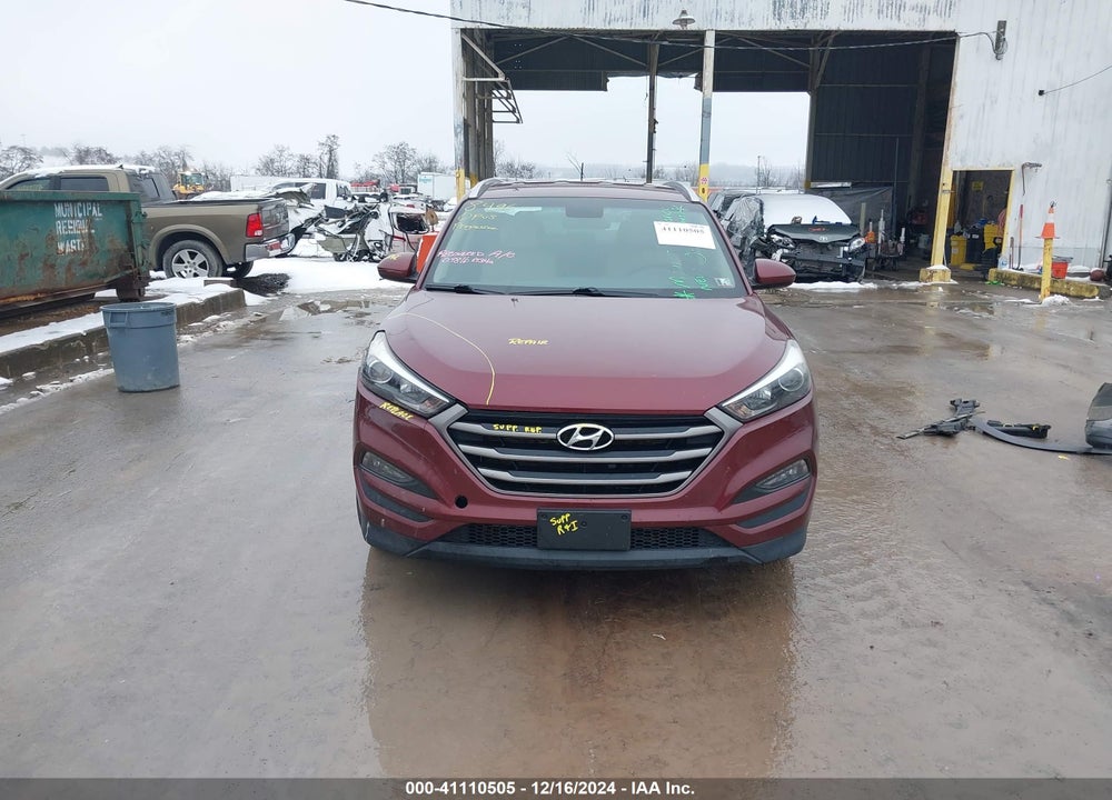 2016 HYUNDAI TUCSON SE VIN: KM8J3CA42GU121948
