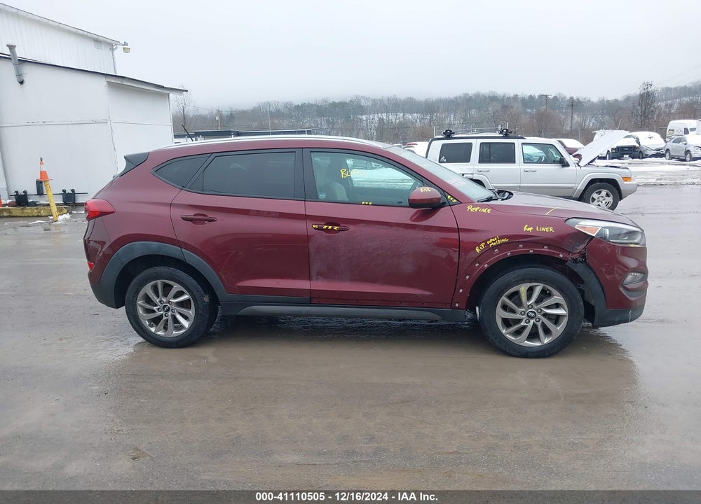 2016 HYUNDAI TUCSON SE VIN: KM8J3CA42GU121948