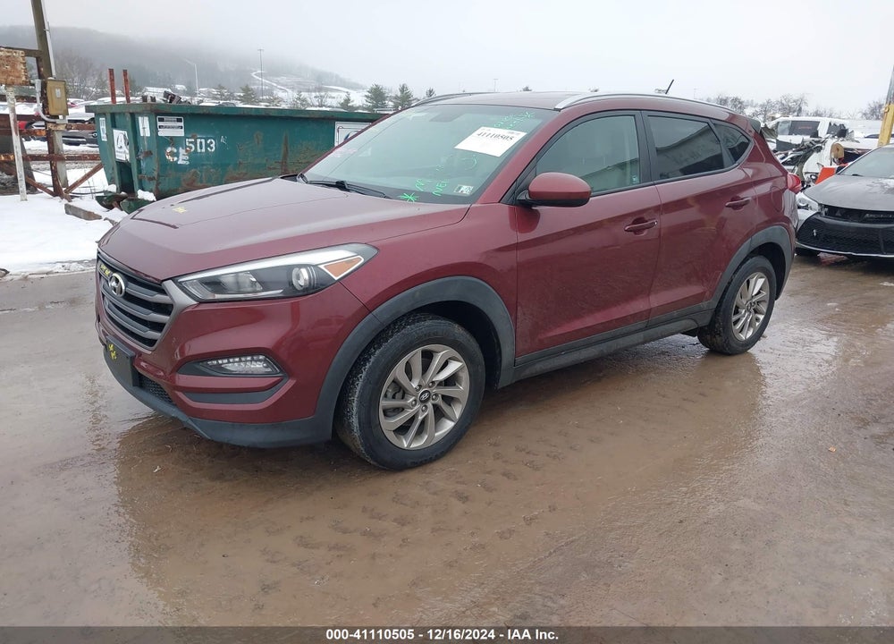2016 HYUNDAI TUCSON SE VIN: KM8J3CA42GU121948