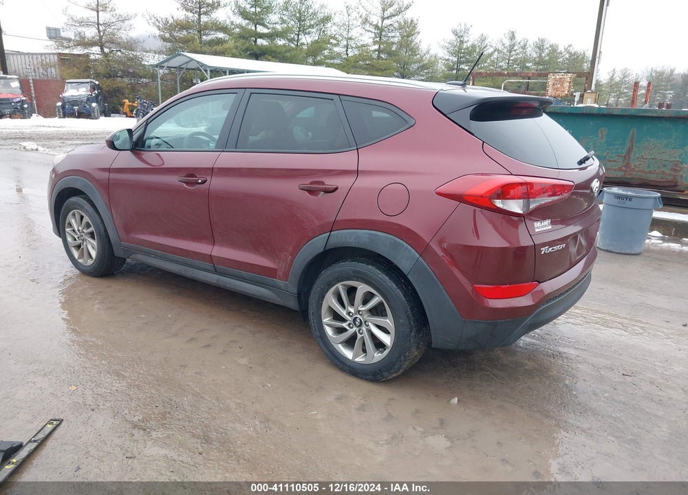 2016 HYUNDAI TUCSON SE VIN: KM8J3CA42GU121948