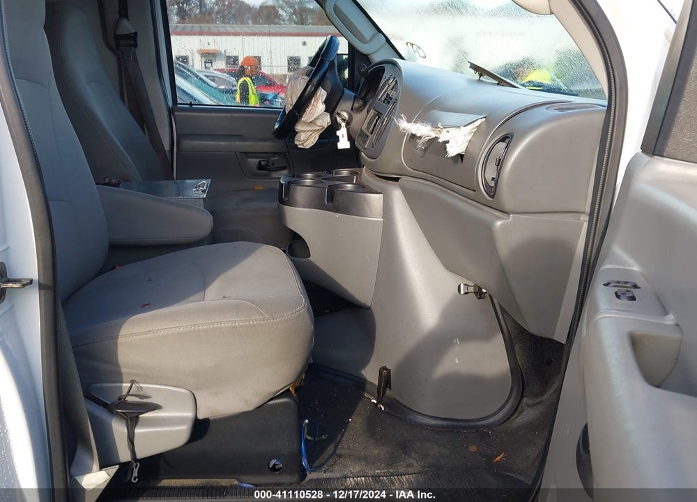 2007 FORD E-350 SUPER DUTY COMMERCIAL/RECREATIONAL VIN: 1FTSE34L47DA74900