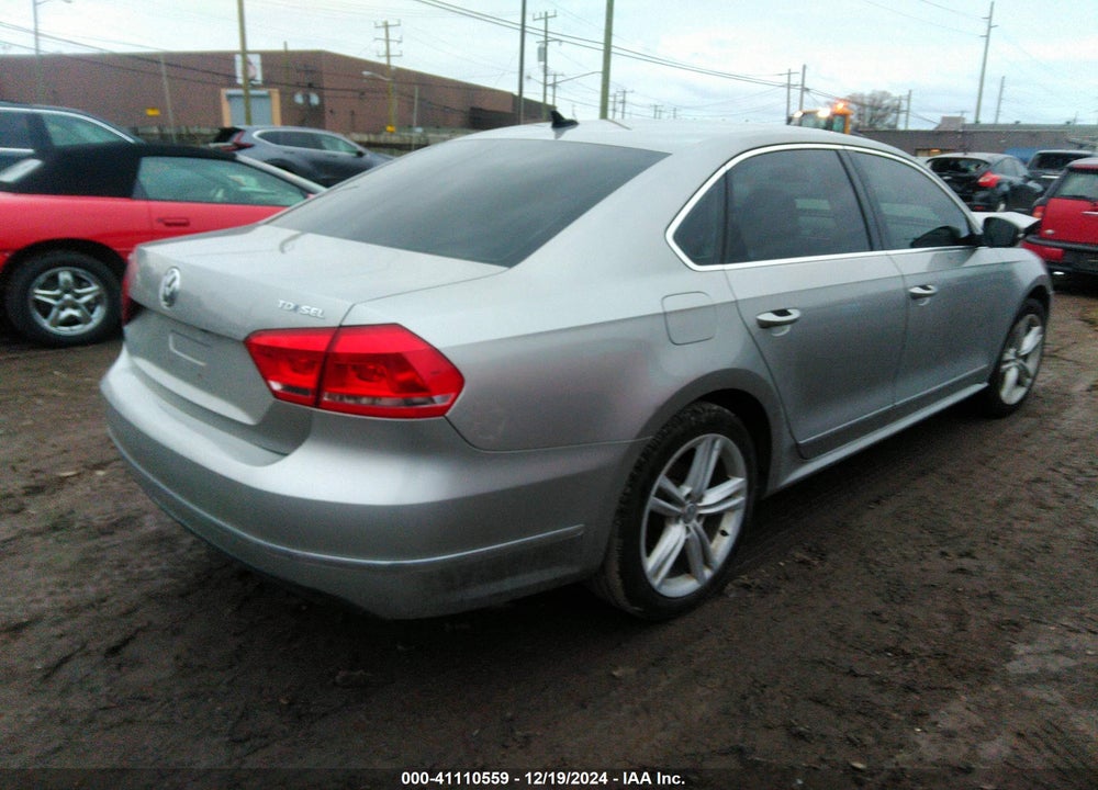 2013 VOLKSWAGEN PASSAT VIN: 1VWCN7A39DC062319
