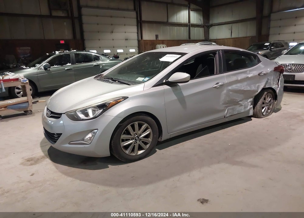 2014 HYUNDAI ELANTRA VIN: 5NPDH4AE0EH519717