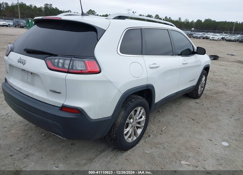 2019 JEEP CHEROKEE LATITUDE 4X4 VIN: 1C4PJMCX5KD124305