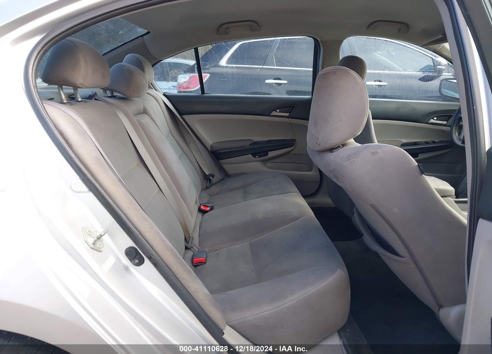 2011 HONDA ACCORD VIN: 1HGCP2F30BA032130