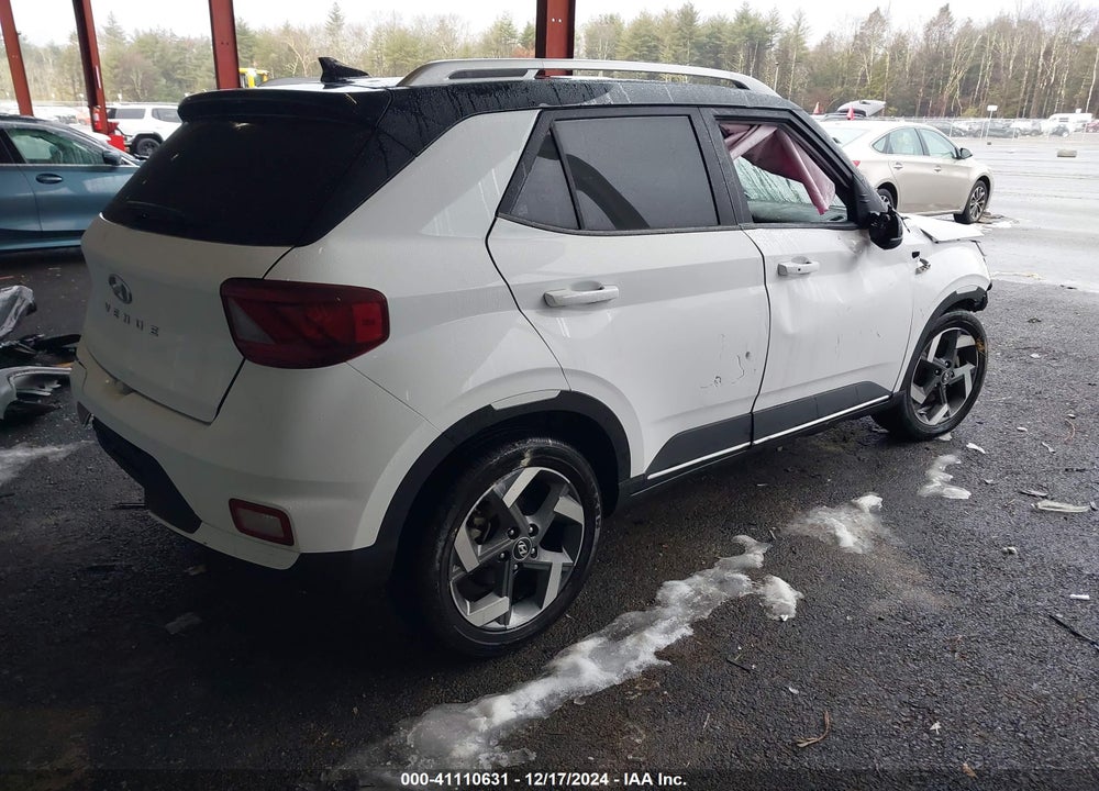 2022 HYUNDAI VENUE LIMITED VIN: KMHRC8A38NU165893