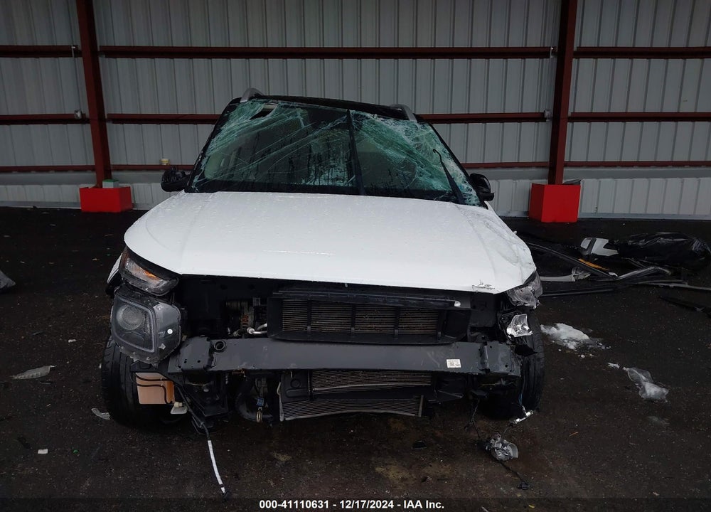 2022 HYUNDAI VENUE LIMITED VIN: KMHRC8A38NU165893