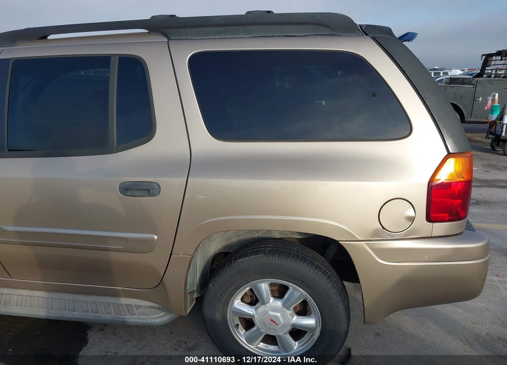 2004 GMC ENVOY XL SLE VIN: 1GKES16S946132017
