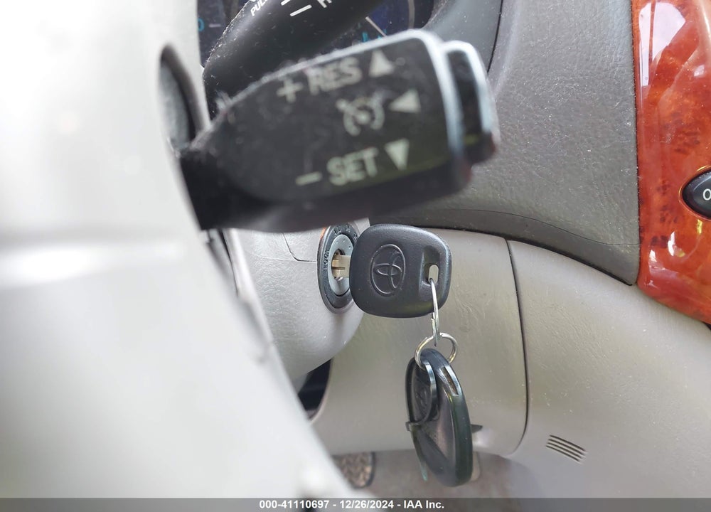 2007 TOYOTA SIENNA XLE VIN: 5TDZK22C47S095187