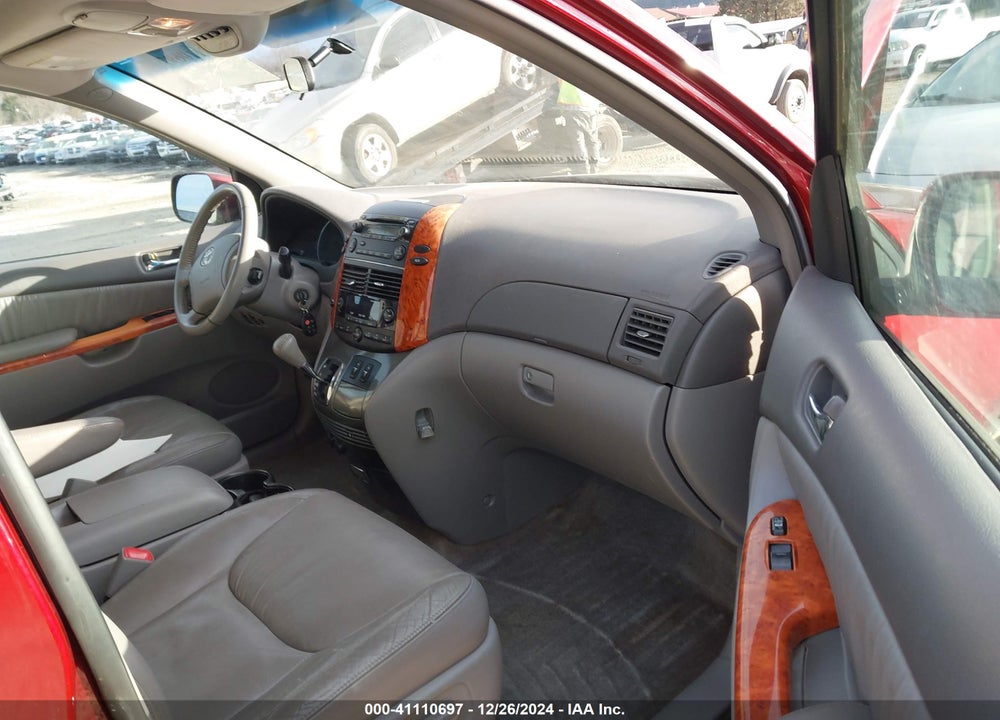 2007 TOYOTA SIENNA XLE VIN: 5TDZK22C47S095187