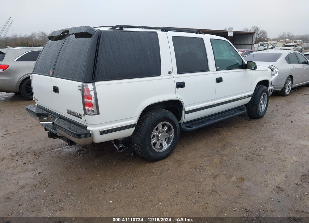 1998 CHEVROLET TAHOE LS VIN: 1GNEK13R2WJ375625
