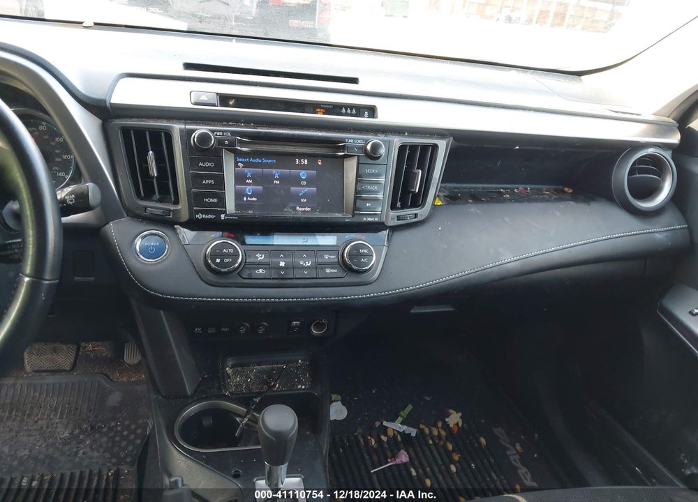 2017 TOYOTA RAV4 HYBRID XLE VIN: JTMRJREV8HD073621