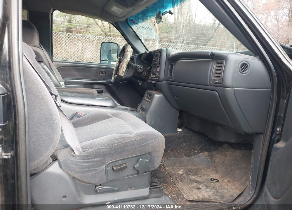 2002 CHEVROLET SILVERADO 2500HD LS VIN: 1GCHK29UX2E258367