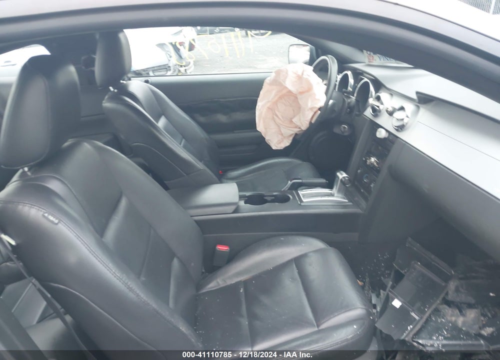 2008 FORD MUSTANG VIN: 1ZVHT80N085133020