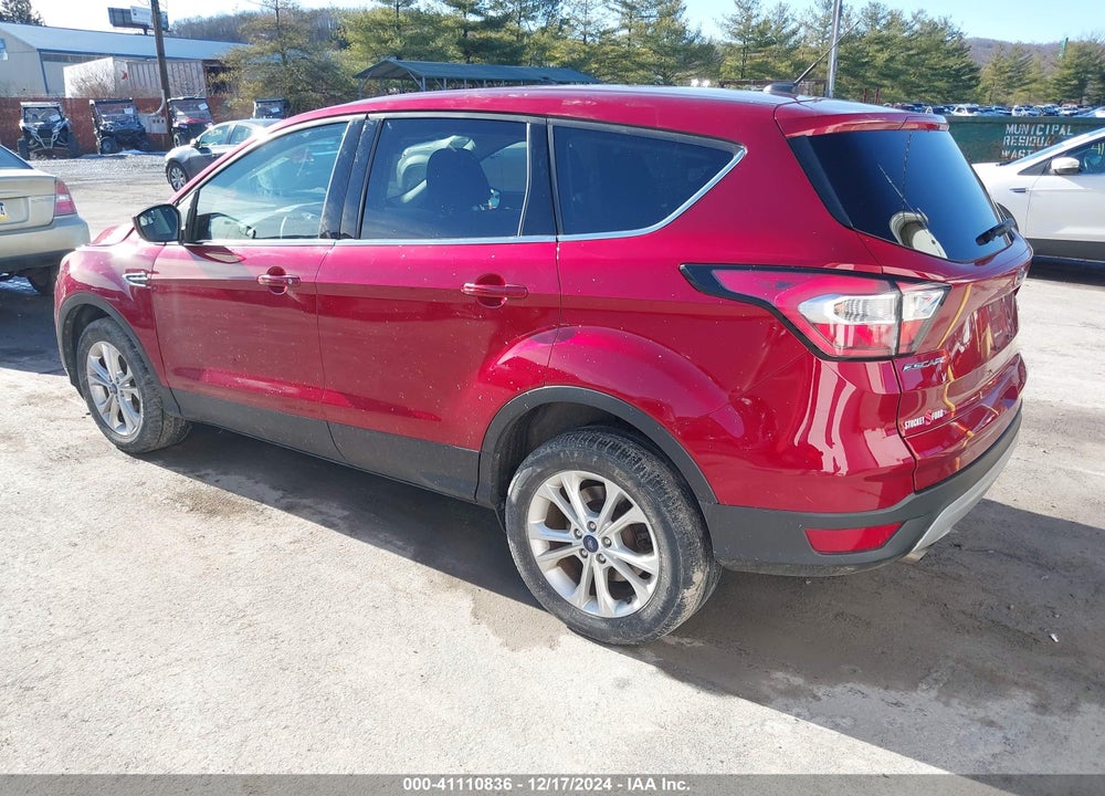2017 FORD ESCAPE SE VIN: 1FMCU9GD7HUE67964