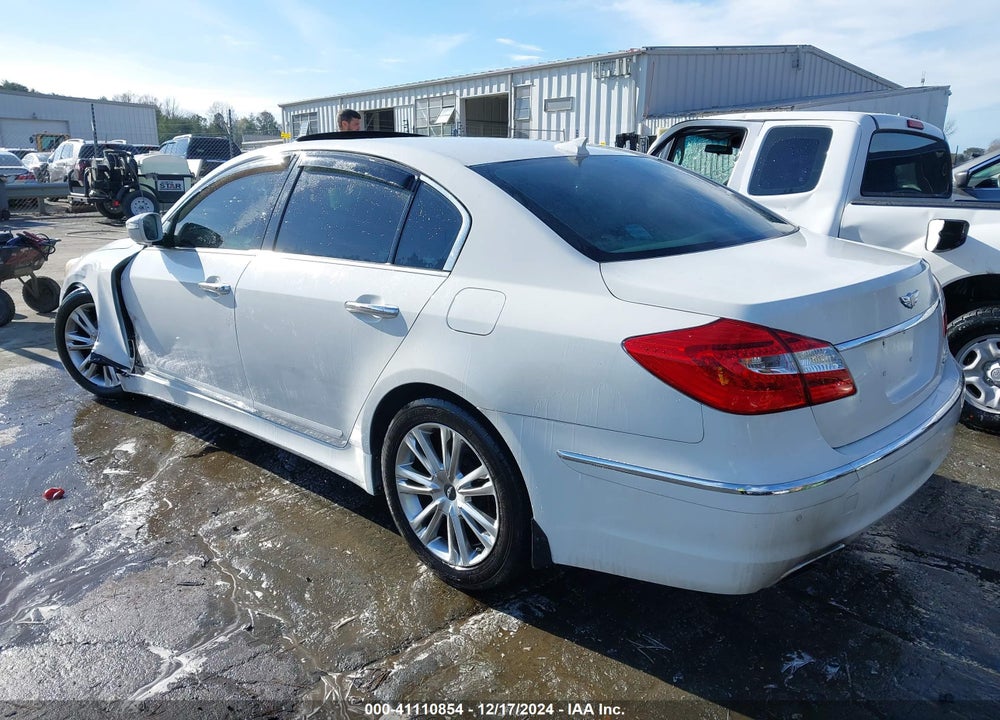 2013 HYUNDAI GENESIS 3.8 VIN: KMHGC4DD7DU231515