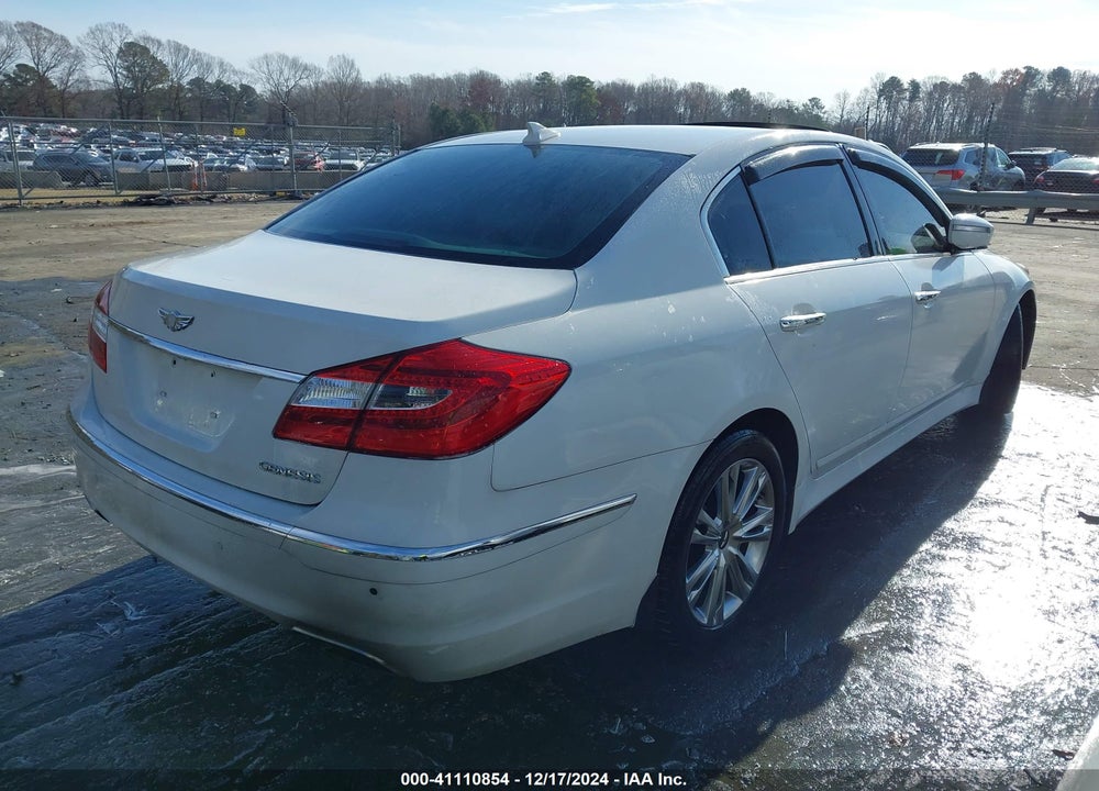 2013 HYUNDAI GENESIS 3.8 VIN: KMHGC4DD7DU231515