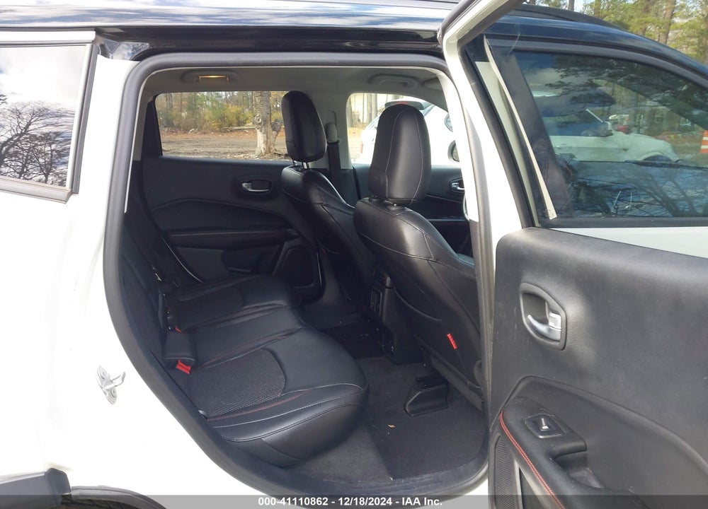 2018 JEEP COMPASS TRAILHAWK 4X4 VIN: 3C4NJDDB4JT174647