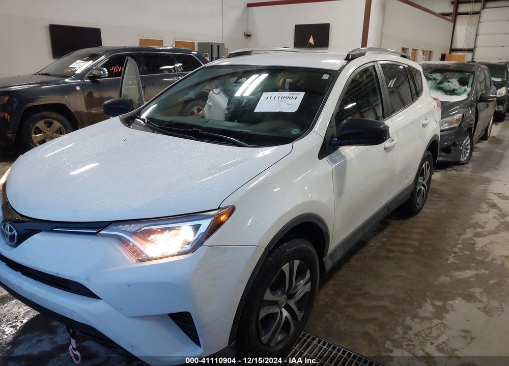2017 TOYOTA RAV4 LE VIN: JTMBFREV9HJ157094
