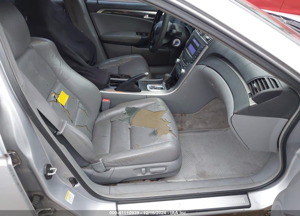 2005 ACURA TL VIN: 19UUA66275A021067