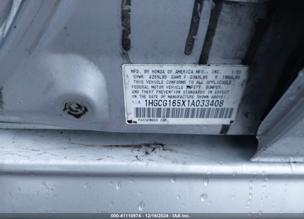 2001 HONDA ACCORD 3.0 EX VIN: 1HGCG165X1A033408
