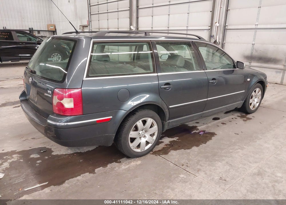 2003 VOLKSWAGEN PASSAT GLX VIN: WVWYH63BX3E210785