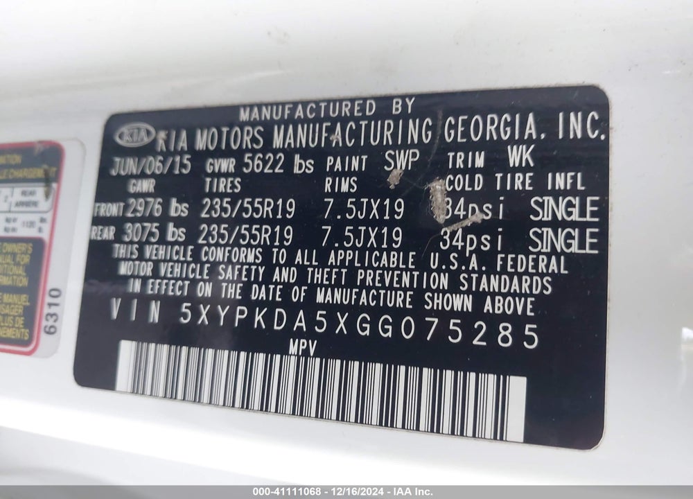 2016 KIA SORENTO 3.3L SXL VIN: 5XYPKDA5XGG075285