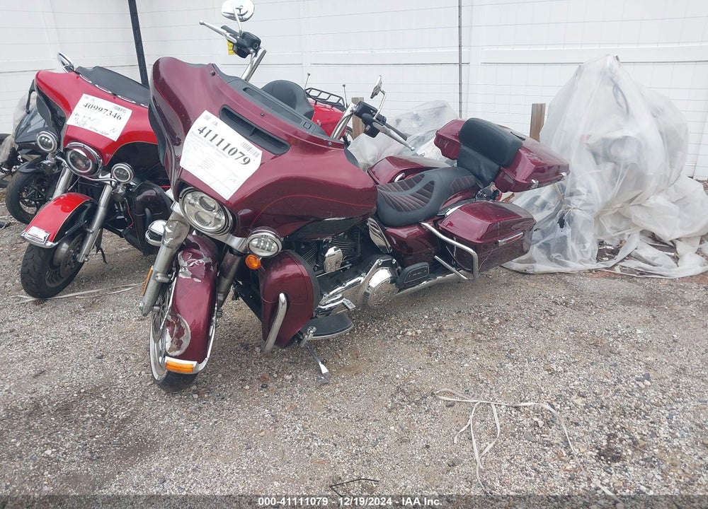 2015 HARLEY-DAVIDSON FLHTCU ULTRA CLASSIC ELECTRA GLD VIN: 1HD1FCM16FB617826