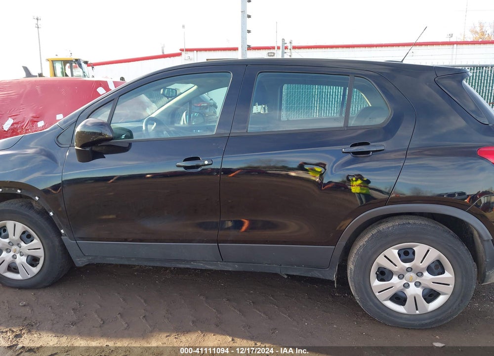 2018 CHEVROLET TRAX LS VIN: 3GNCJKSB4JL262507