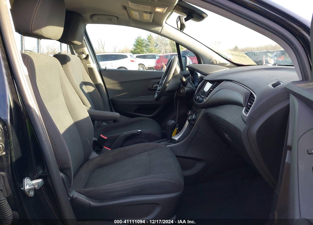 2018 CHEVROLET TRAX LS VIN: 3GNCJKSB4JL262507