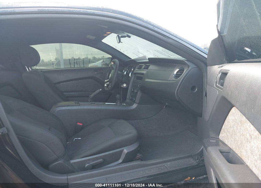 2014 FORD MUSTANG VIN: 1ZVBP8AM6E5258292