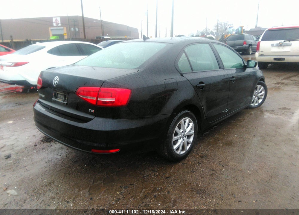 2015 VOLKSWAGEN JETTA 1.8T SE VIN: 3VWD17AJ7FM236596