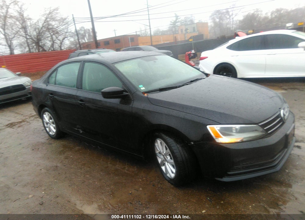 2015 VOLKSWAGEN JETTA 1.8T SE VIN: 3VWD17AJ7FM236596