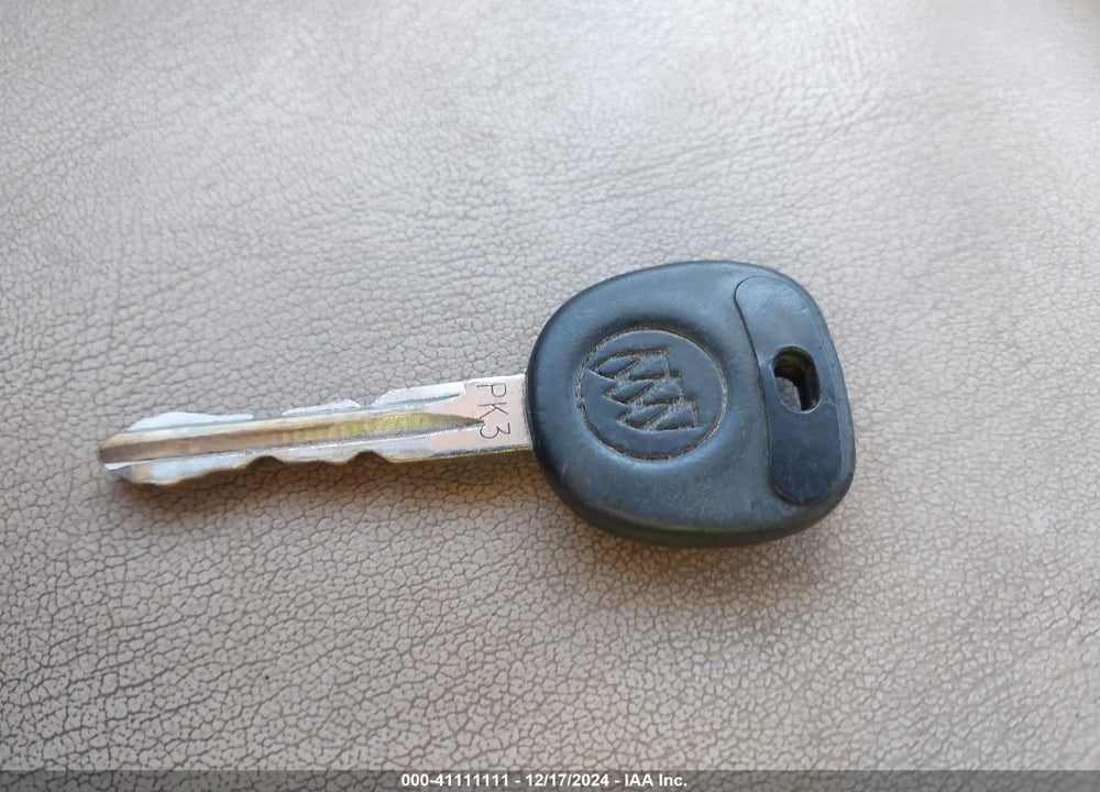 2005 BUICK LACROSSE CXL VIN: 2G4WD532X51253651