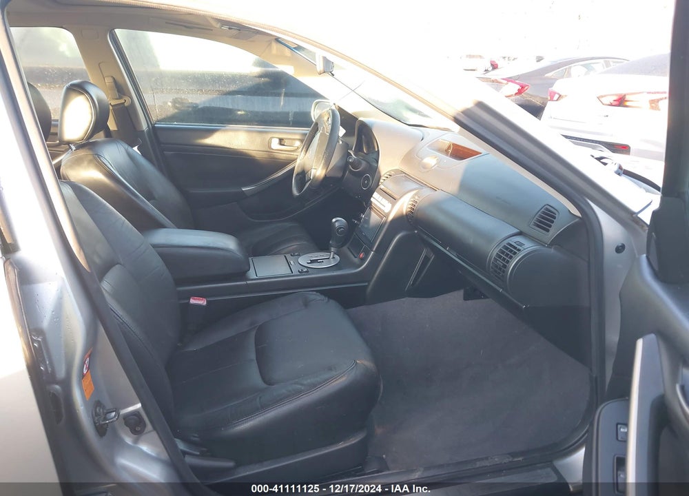 2003 INFINITI G35 LUXURY LEATHER VIN: JNKCV51E13M022591