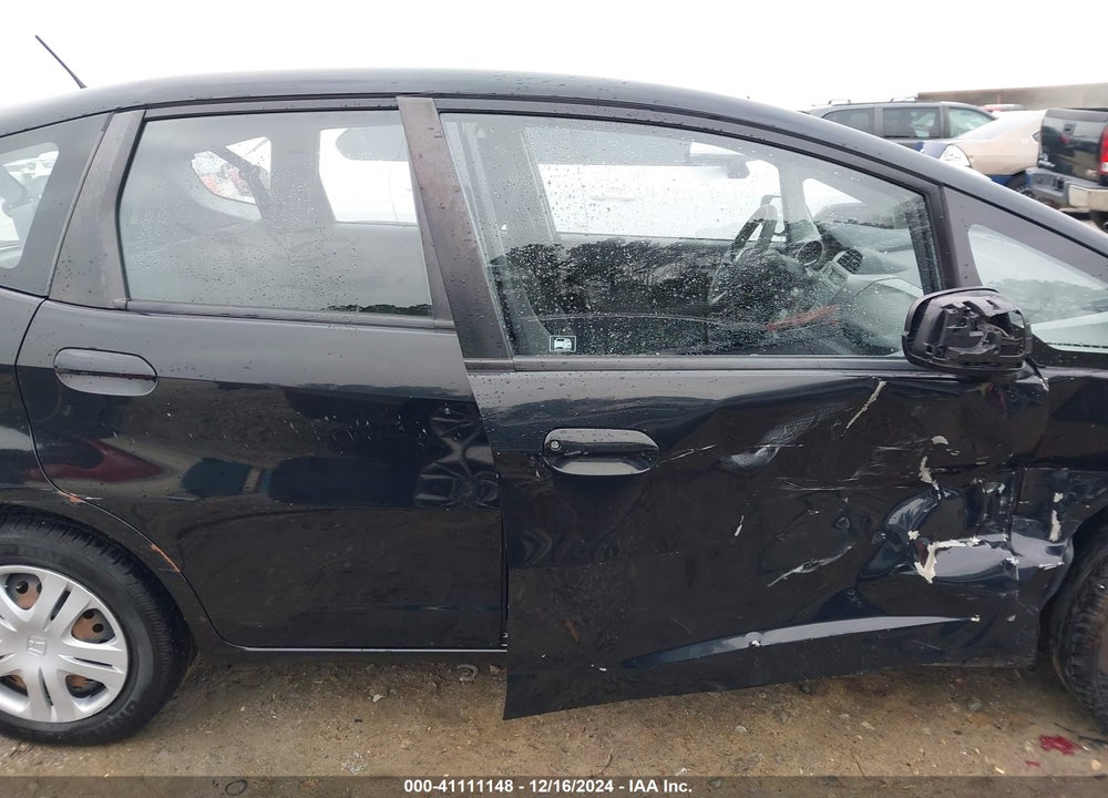 2010 HONDA FIT VIN: JHMGE8G24AS000528