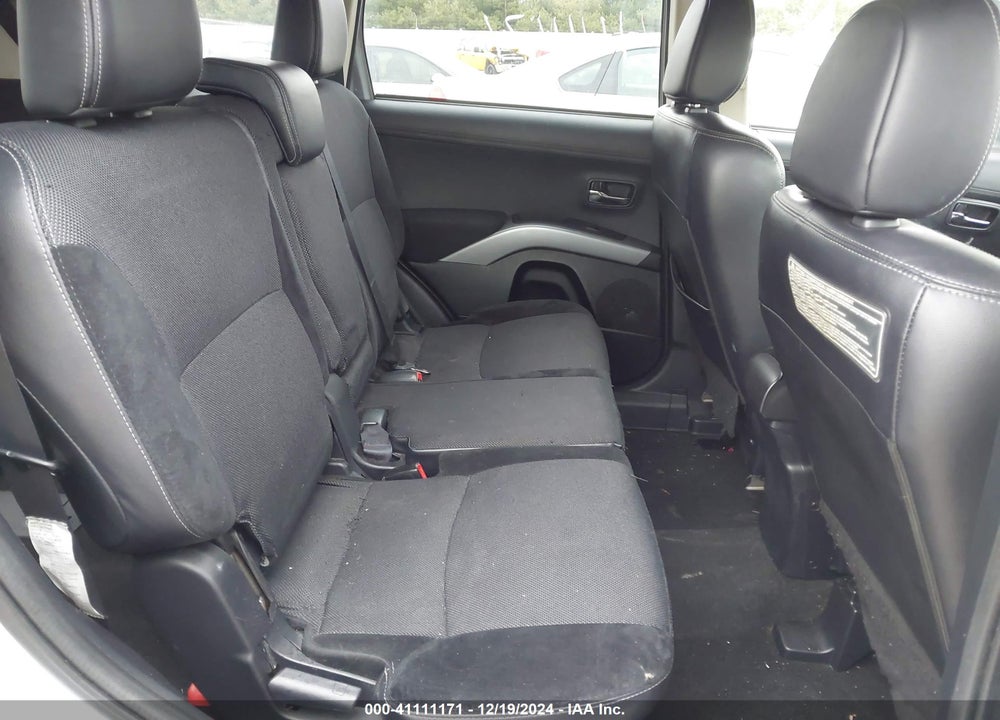 2013 MITSUBISHI OUTLANDER SE VIN: JA4JT3AW0DU010049