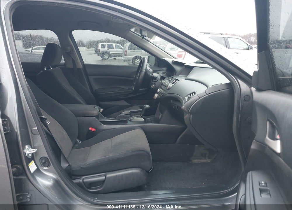 2009 HONDA ACCORD 2.4 LX VIN: 1HGCP26349A030732