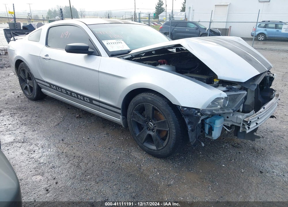 2014 FORD MUSTANG V6 VIN: 1ZVBP8AM1E5236104