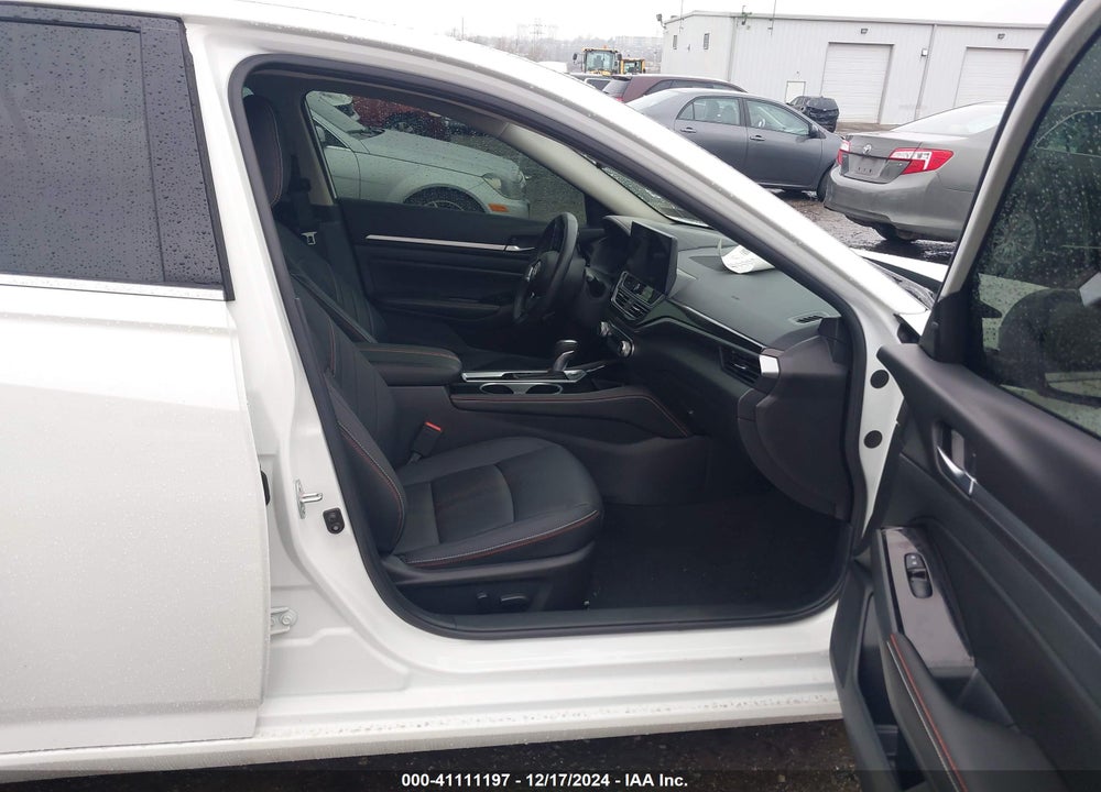 2024 NISSAN ALTIMA SR FWD VIN: 1N4BL4CV1RN389266