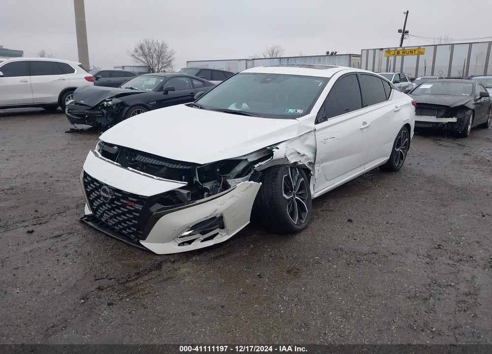 2024 NISSAN ALTIMA SR FWD VIN: 1N4BL4CV1RN389266