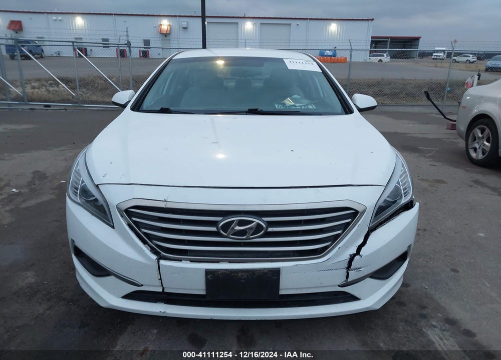 2017 HYUNDAI SONATA VIN: 5NPE24AF7HH594188