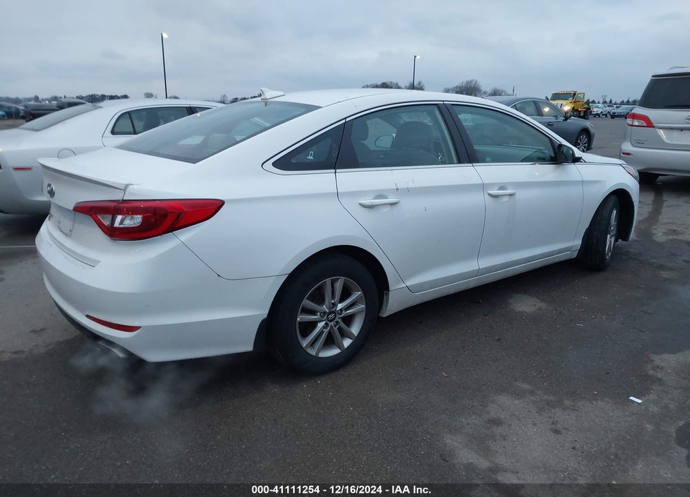 2017 HYUNDAI SONATA VIN: 5NPE24AF7HH594188