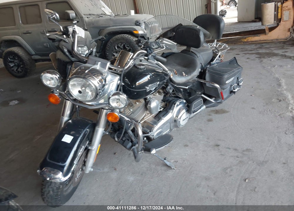 2011 HARLEY-DAVIDSON FLHRC VIN: 1HD1FRM16BB674640